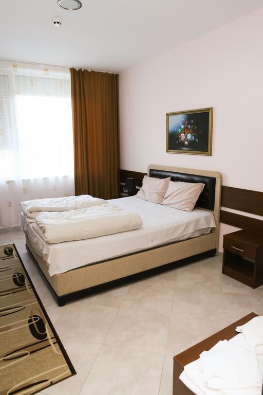 Hotel & Restaurant Ida Кырджали Экстерьер фото